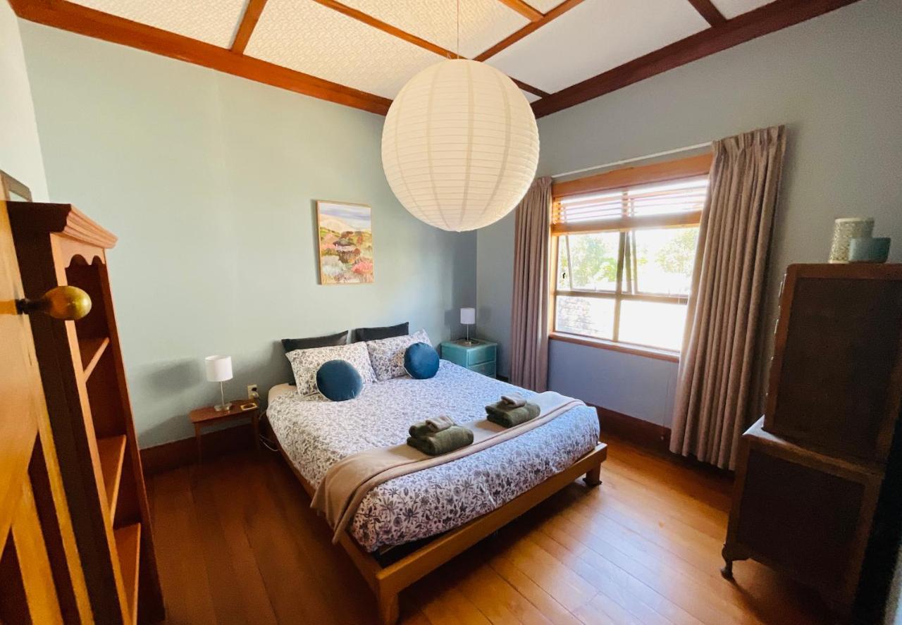 Cabbage Tree - Summer Or Winter Beachfront Haven Papamoa Exterior foto