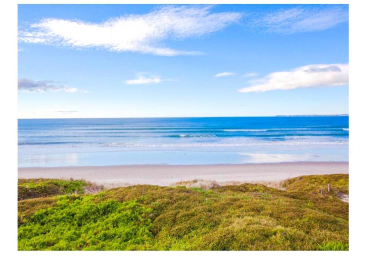 Cabbage Tree - Summer Or Winter Beachfront Haven Papamoa Exterior foto